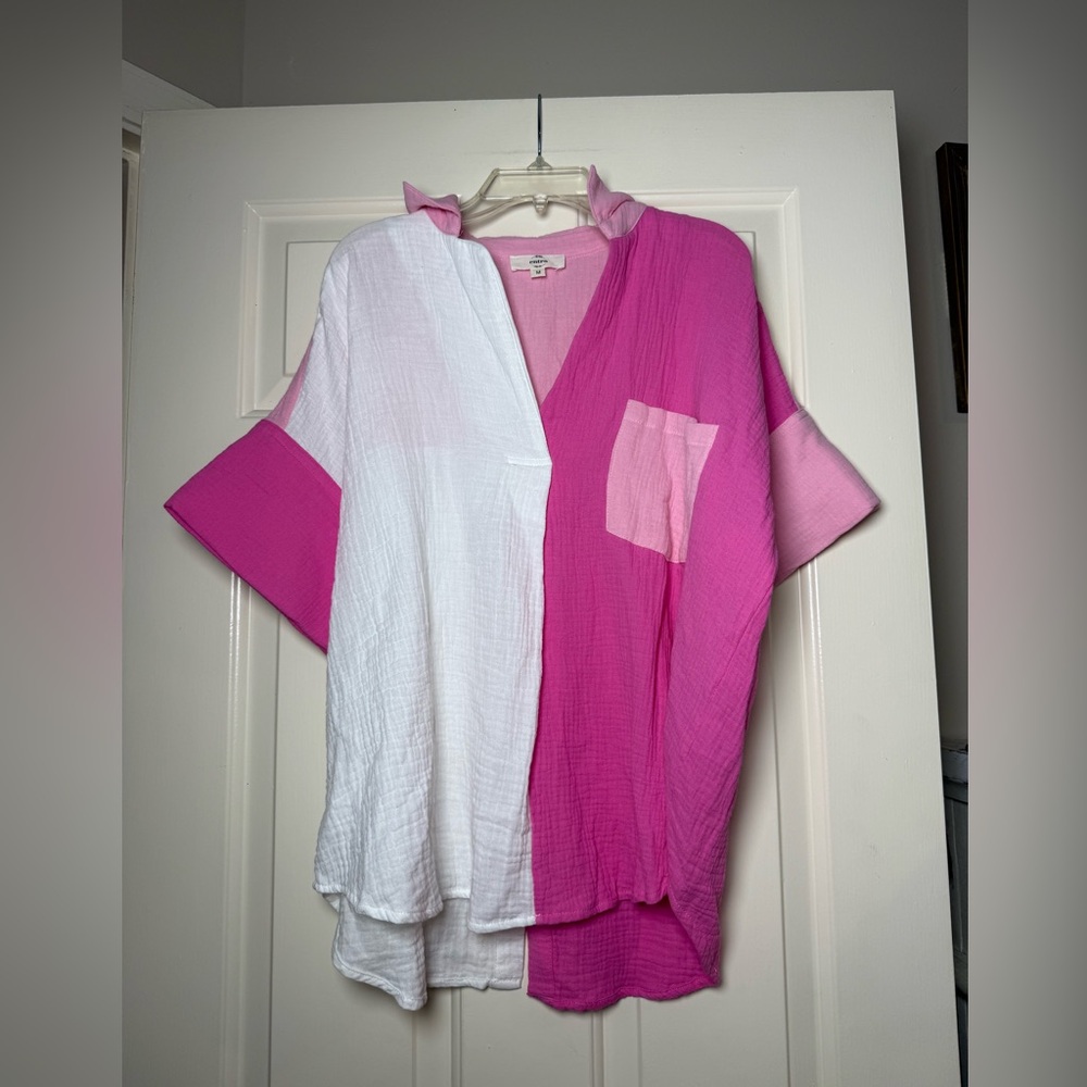 Entro Pink Color Block Style Button Up Top‎ - Picture 3 of 14